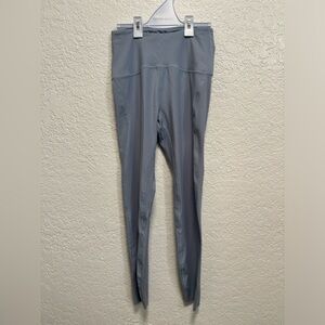 NWT stylerunner legging- Size S- color: blue
